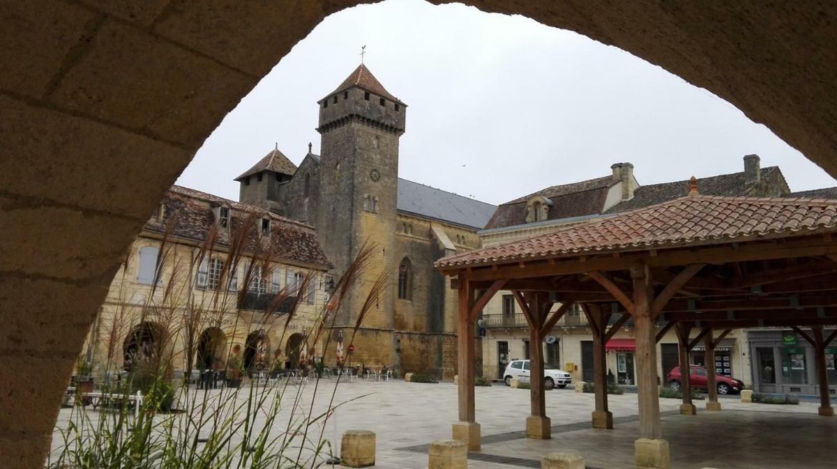 La Ferme De Bousserand Pontours Exterior foto